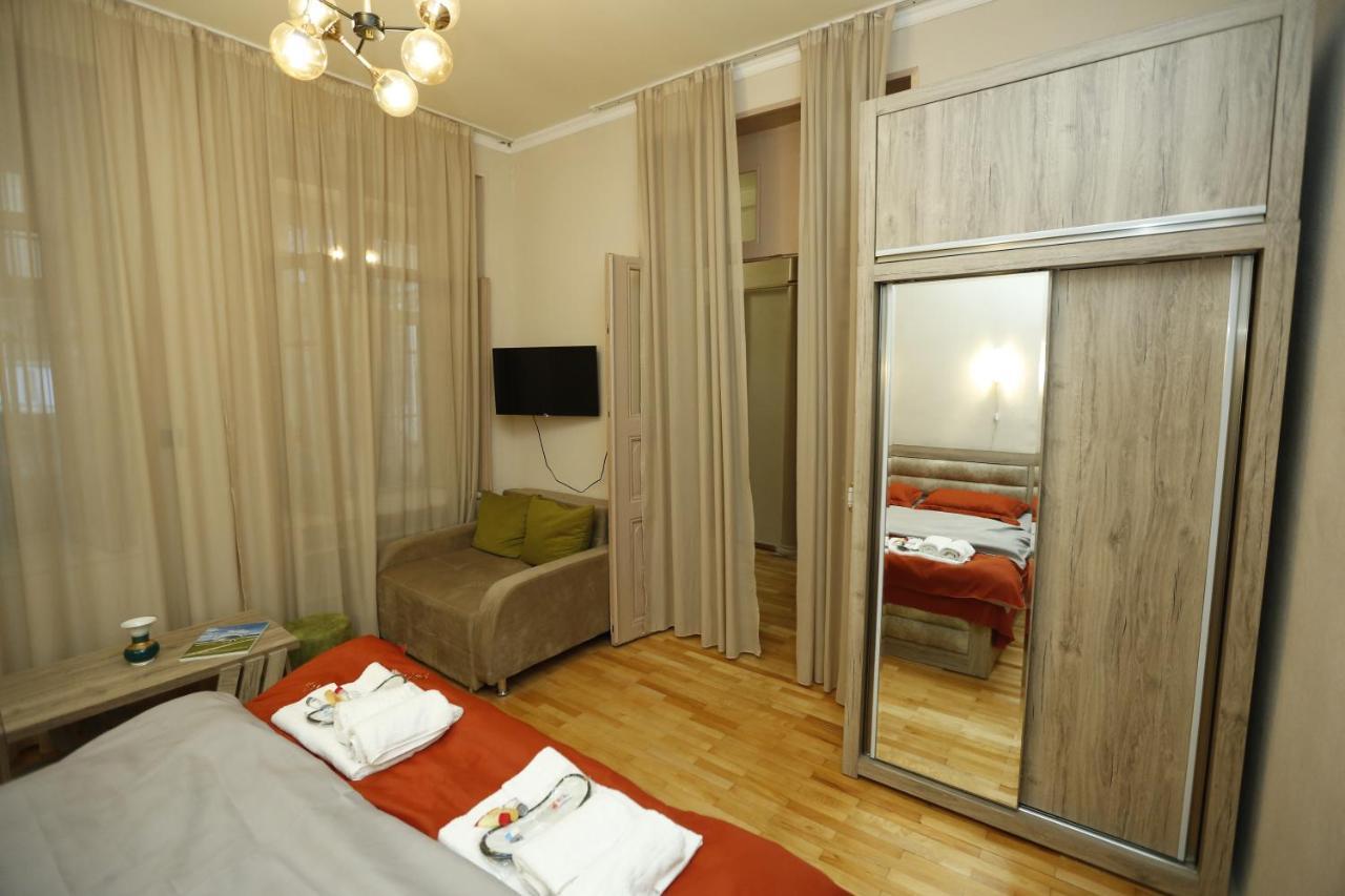 Old Tbilisi N&M Appartement Buitenkant foto